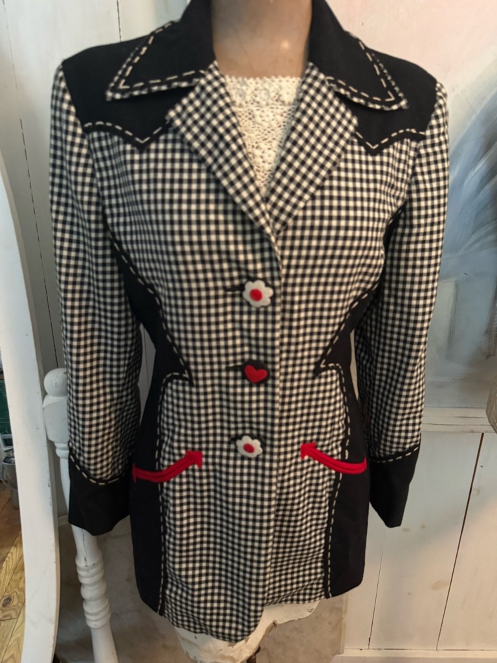 Moschino Black & White wool check  stitching black inserts Women's Red Accents